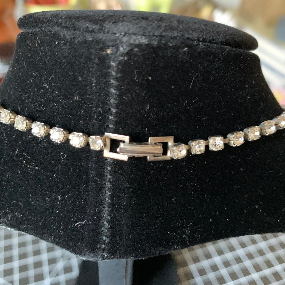 Vintage Rhinestone Necklace - Picture 3 of 3